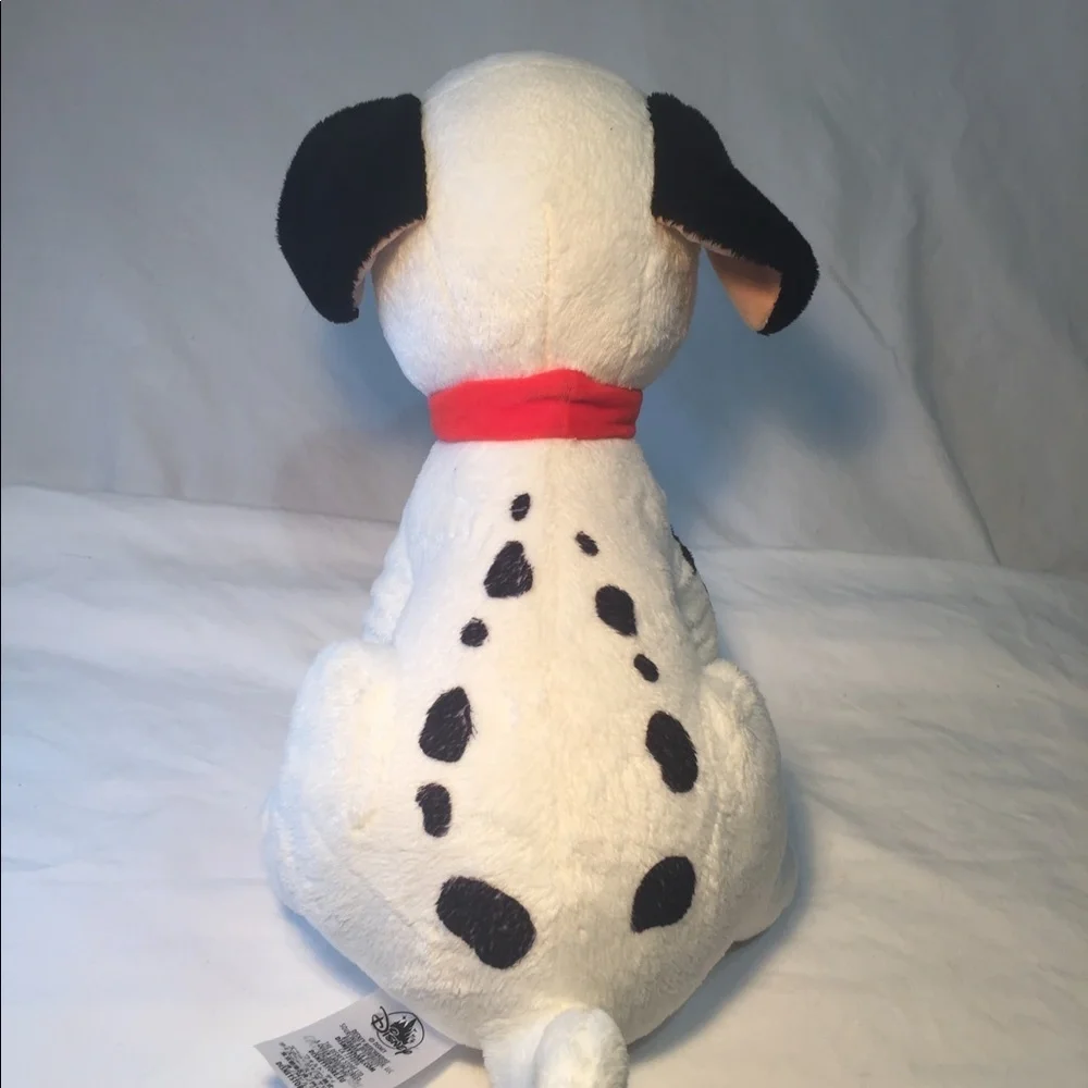 DISNEY STORE 101 Dalmatians 12